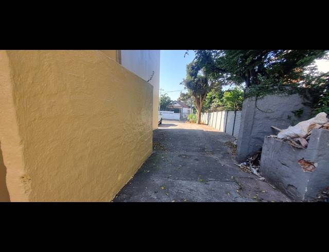 2 BEDROOM APARTMENT TO LET IN GLENWOOD